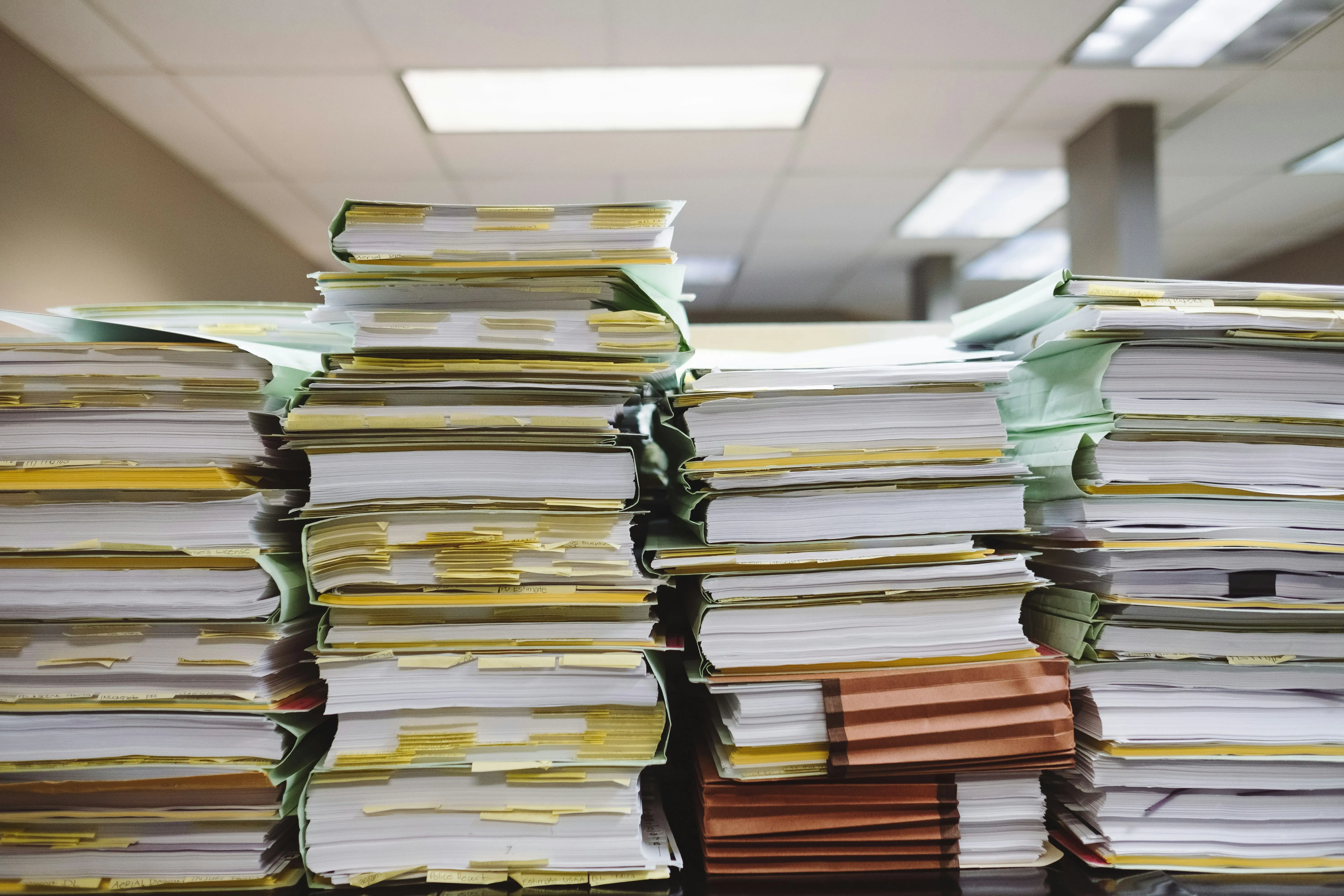 Groeien zonder extra FTE: Hoe je administratieve processen structureel loskoppelt van je omzet